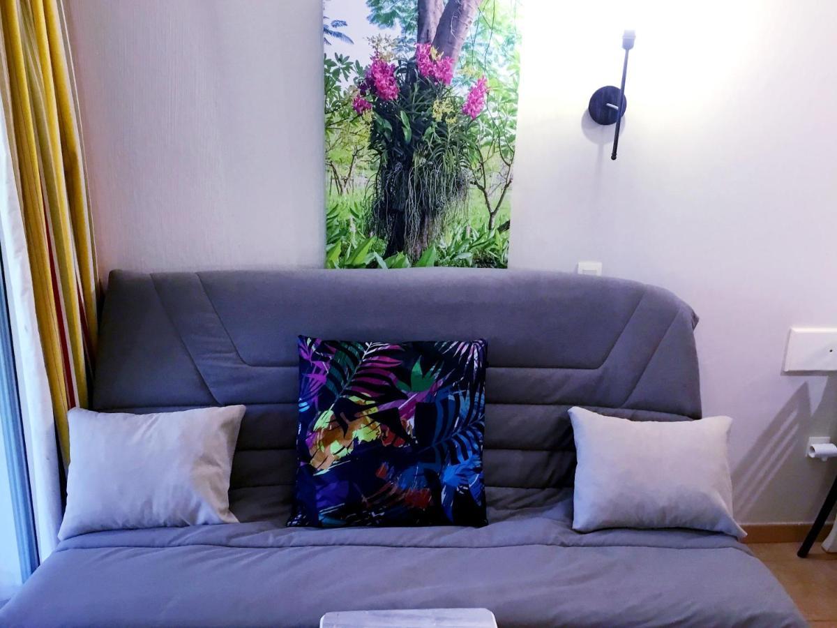 Les Ecrins De La Badine - Hameaux Apartment อิแยร์ ภายนอก รูปภาพ