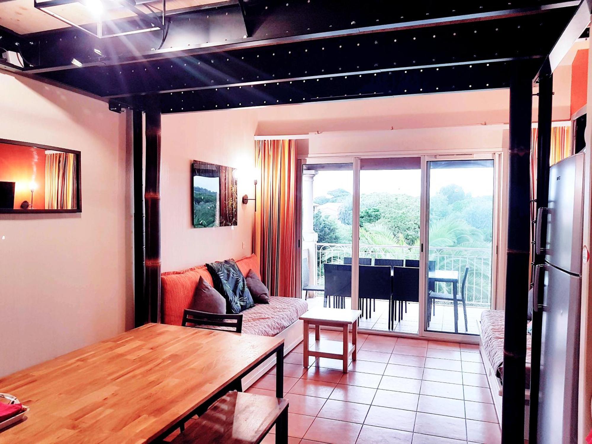 Les Ecrins De La Badine - Hameaux Apartment อิแยร์ ห้อง รูปภาพ