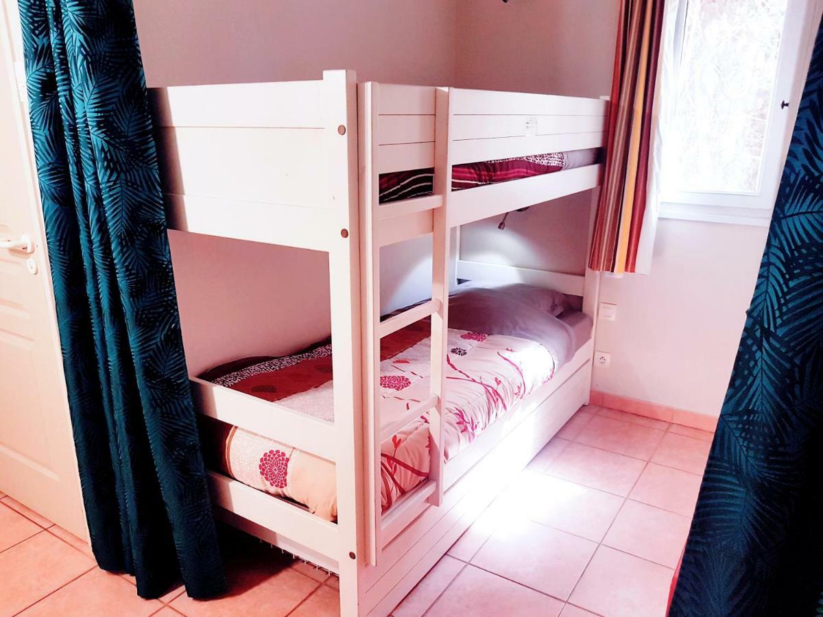 Les Ecrins De La Badine - Hameaux Apartment อิแยร์ ภายนอก รูปภาพ